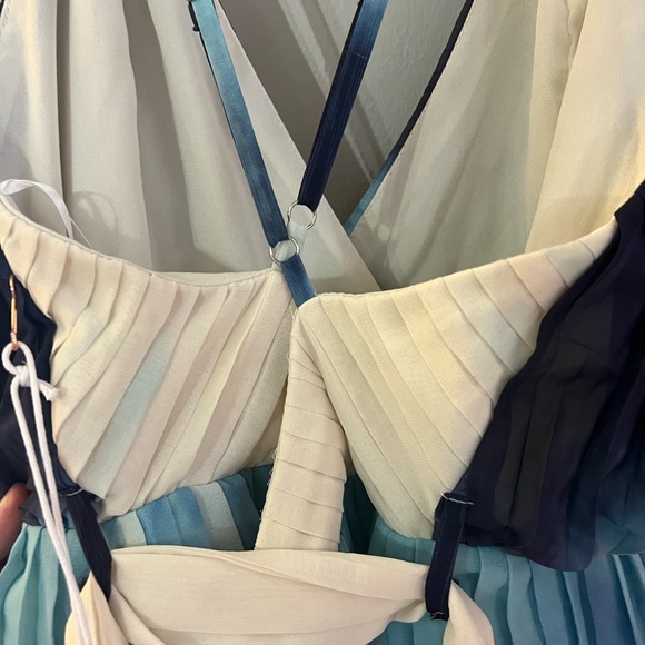 Ombré Romper - Picture 4 of 5